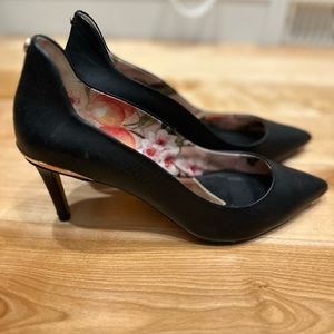 Ted Baker Black Pointed Pumps / Heels Gold Detail
